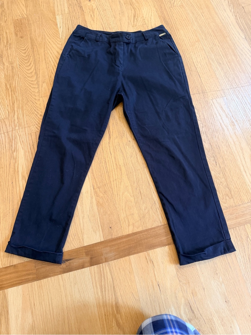 Women's size Medium (6/8) Navy Chino Pants - Tailored Straight Crop GUC
